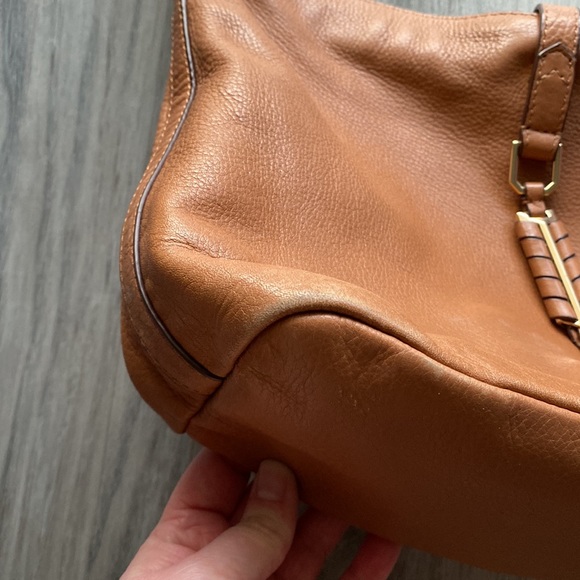 Covet by Stella & Dot Sunday Saddle Crossbody - Picture 3 of 6